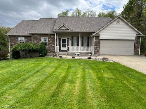 5342 Clingan Trails Blvd, Struthers, OH, 44471-2088 | Card Image