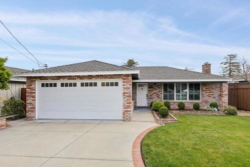 40 Robin Way, San Carlos, CA, 94070-4361 | Card Image