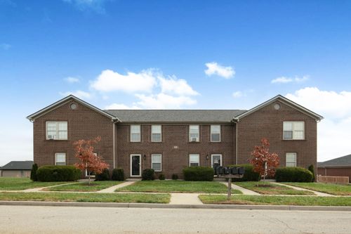 913 Weeping Willow Dr, Berea, KY, 40403-8881 | Card Image