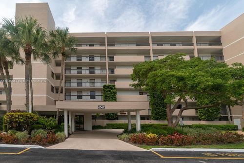 apt-225-6562 Boca Del Mar Dr, Boca Raton, FL, 33433-5712 | Card Image