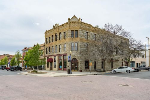 200 S 1st St, Raton, NM, 87740-3904 | Card Image