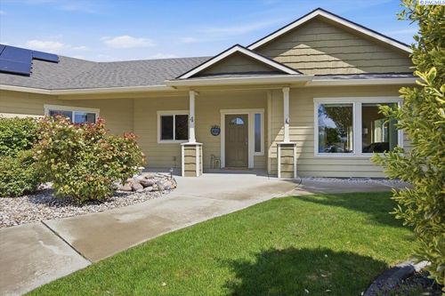 4 Daffodil Ct, Pasco, WA, 99301 | Card Image