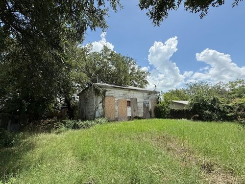 1181 Oakgrove Ave, Austin, TX, 78702-2520 | Card Image