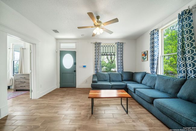 247 Princeton Ave, House other with 3 bedrooms, 3 bathrooms and null parking in San Antonio TX | Image 7