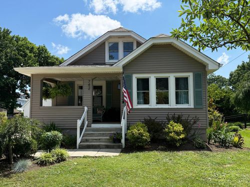 742 Barney Avenue, Cincinnati, OH, 45215 | Card Image
