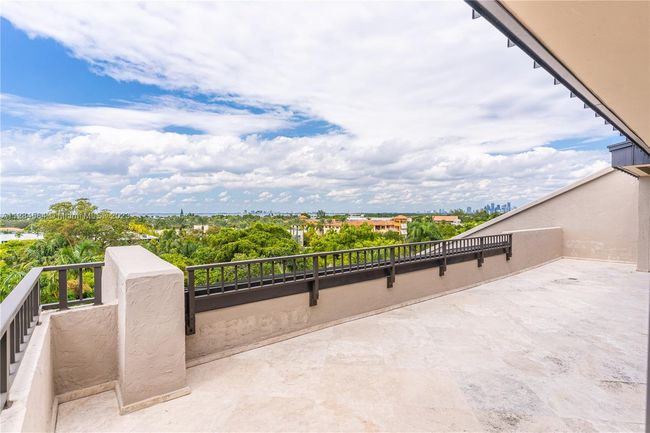 APT-543 - 151 Crandon Blvd, Condo with 3 bedrooms, 3 bathrooms and null parking in Key Biscayne FL | Image 6