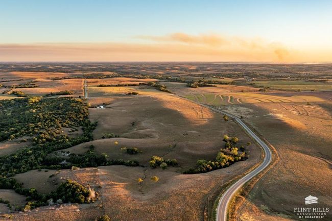 00000 Hi View Dr, Home with 0 bedrooms, 0 bathrooms and null parking in Manhattan KS | Image 9