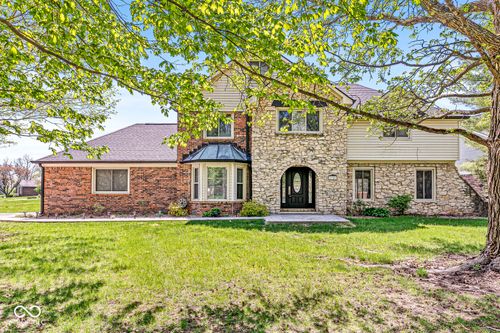 4152 S Creekside Dr, New Palestine, IN, 46163-9550 | Card Image