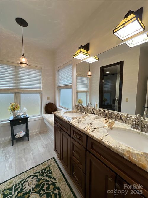 1133 Jr Dairy Rd, Ennice, NC, 28623-9481 | Card Image