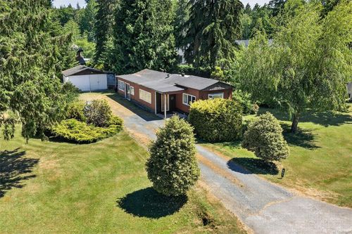695 Barclay Cres N, Parksville, BC, V9P1X9 | Card Image