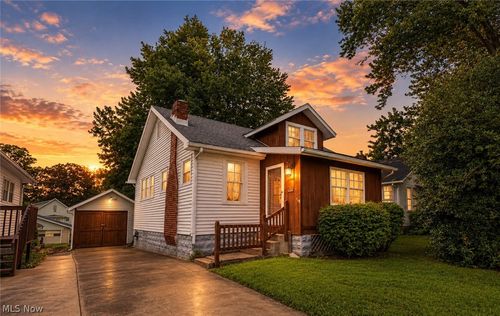 2117 16th St, Parkersburg, WV, 26101-3729 | Card Image