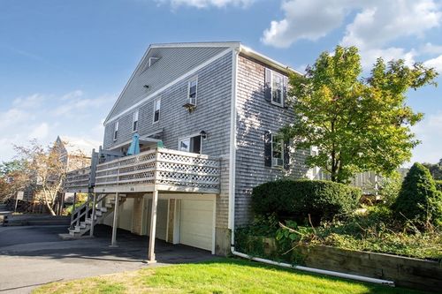 b-11 Village Green Dr, Sagamore Beach, MA, 02562-2364 | Card Image