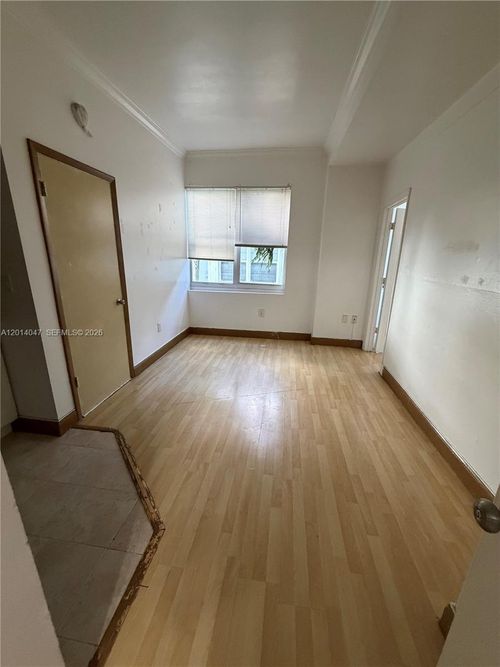 205-1342 Drexel Ave, Miami Beach, FL, 33139-8141 | Card Image