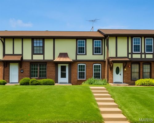 619 Rosetta Dr, Florissant, MO, 63031-6010 | Card Image