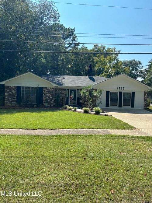 2710 Old Amy Rd, Laurel, MS, 39440-1819 | Card Image