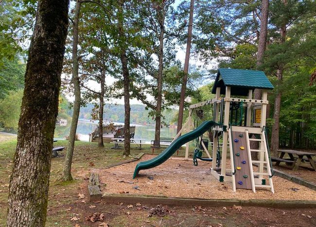 Community play area | Image 23