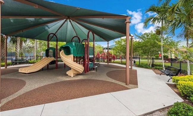 1000 E Cypress Dr, House other with 4 bedrooms, 3 bathrooms and null parking in Pompano Beach FL | Image 32
