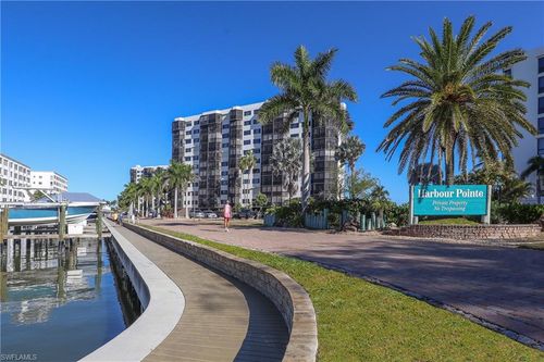 524-4265 Bay Beach Ln, FORT MYERS BEACH, FL, 33931-5997 | Card Image