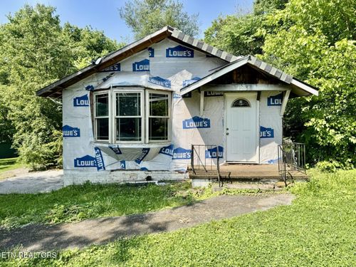 4205 Coster Rd, Knoxville, TN, 37912-4324 | Card Image