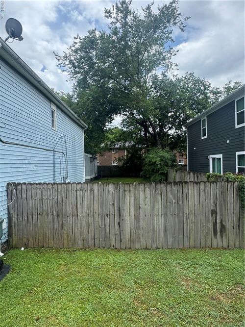 1511 Manson St, Norfolk, VA, 23523-1920 | Card Image