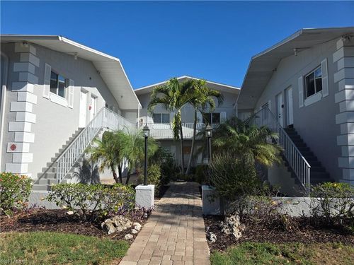 unit-102-8162 Country Rd, FORT MYERS, FL, 33919-7119 | Card Image