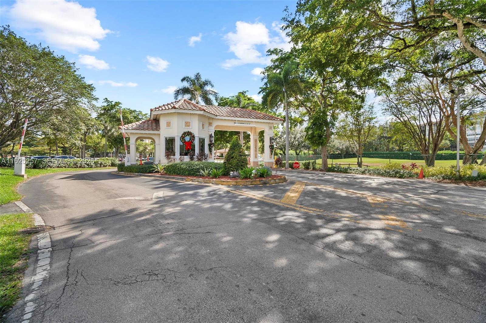 Residential in Pembroke Pines 2