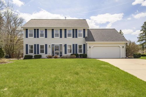 N108W15563 Bel Aire Lane, Germantown, WI, 53022 | Card Image