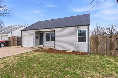 1824 S Millwood St, Wichita, KS, 67213-3552 | Card Image