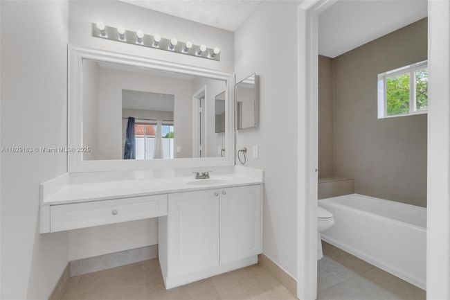 1592 Salerno Cir, House other with 3 bedrooms, 2 bathrooms and null parking in Weston FL | Image 16