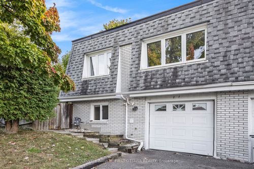 27 Ariel Crt, Nepean, ON, K2H8J1 | Card Image