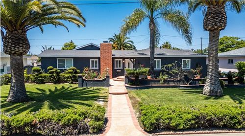 2631 W Cerritos Ave, Anaheim, CA, 92804-5706 | Card Image