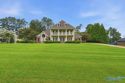1654 Country Club Dr, Killen, AL, 35645-2810 | Card Image