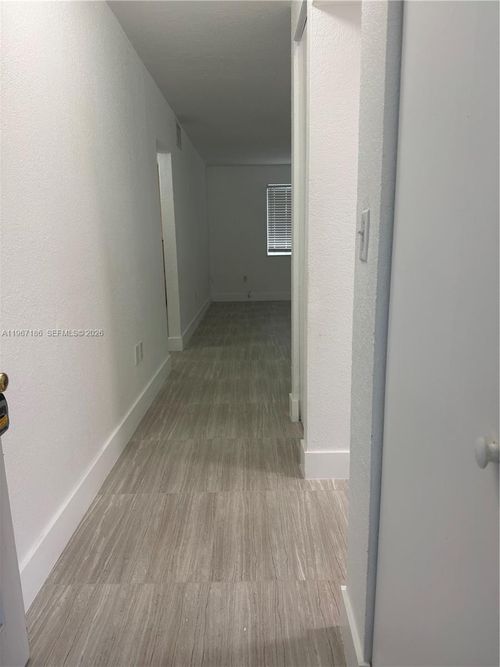 apt-211-17255 Sw 95th Ave, Palmetto Bay, FL, 33157-4459 | Card Image