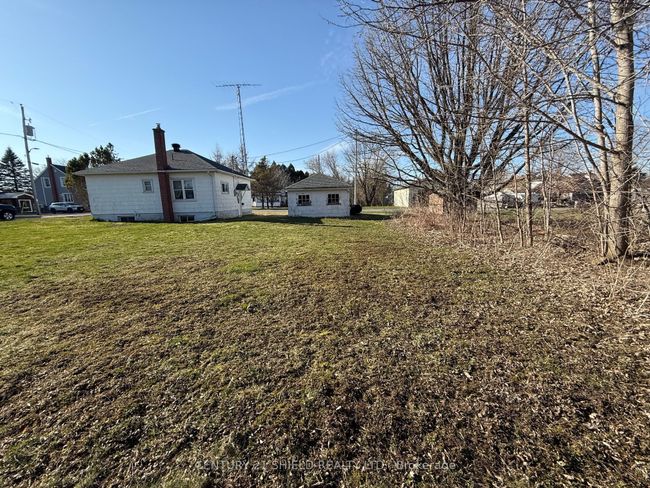 2 Ash St, House other with 2 bedrooms, 1 bathrooms and 2 parking in Newington ON | Image 10
