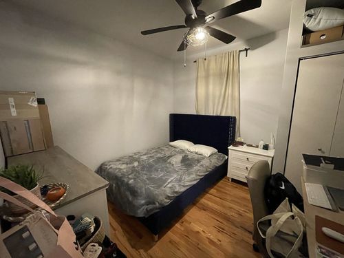 1s-1929 W Montrose Ave, Chicago, IL, 60613-1011 | Card Image