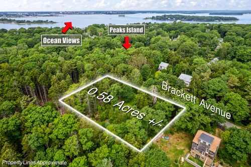 151 Brackett Avenue, Portland, ME, 04108 | Card Image