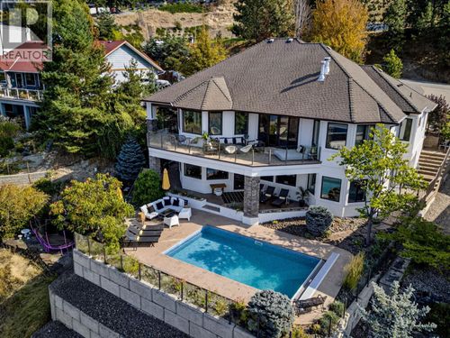 390 Okaview Rd, Kelowna, BC, V1W4K3 | Card Image