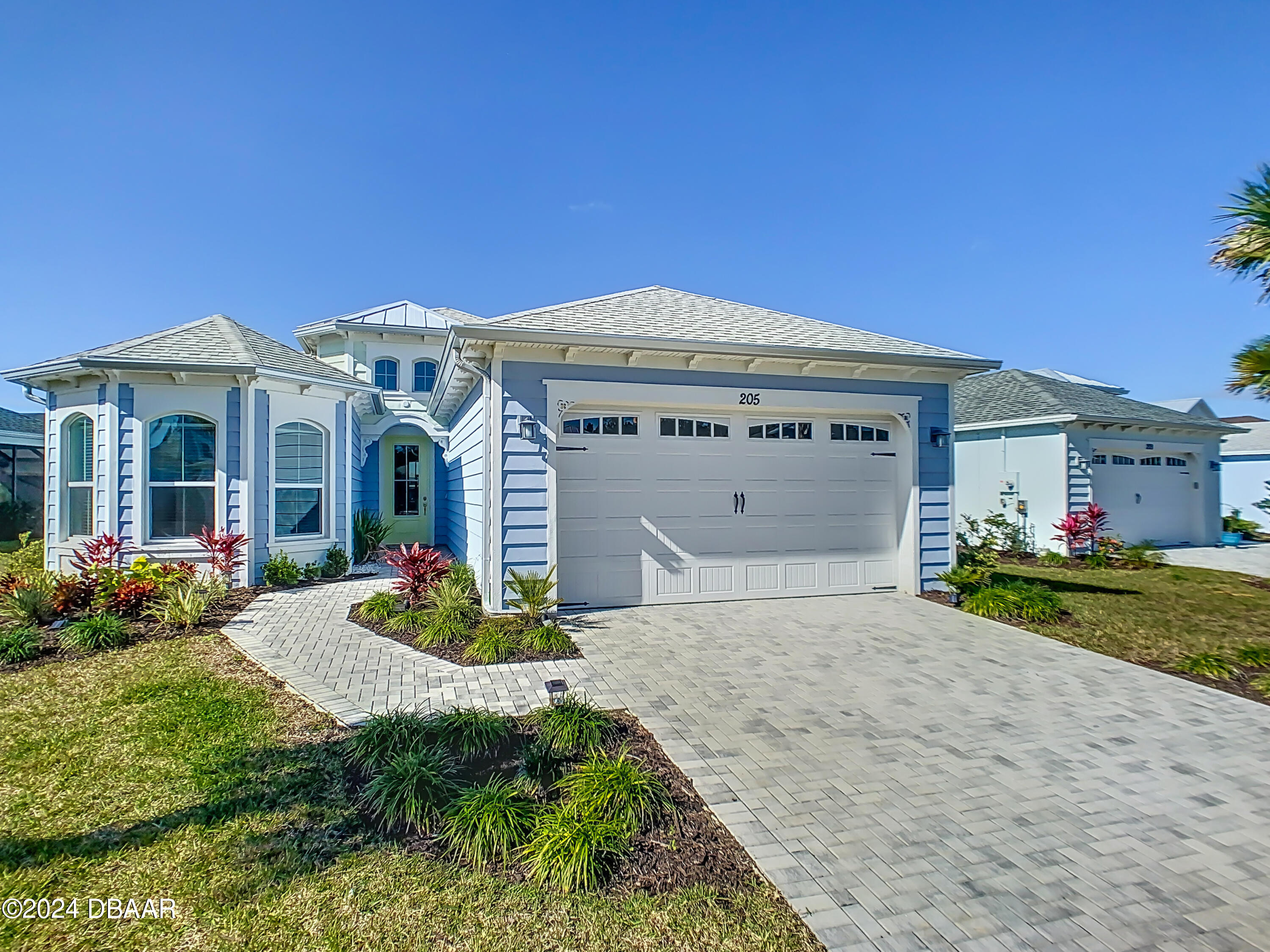 Cheeseburger Dr, Daytona Beach, FL 32124