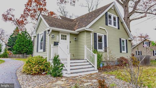 213 E Chatsworth Ave, REISTERSTOWN, MD, 21136-1305 | Card Image