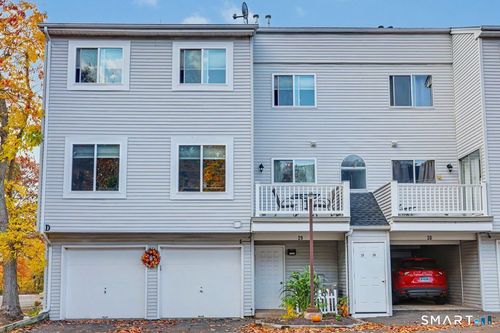 29-29 Staffordshire Commons Dr, Wallingford, CT, 06492-1743 | Card Image