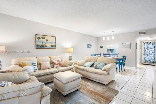 101-31 Abbey Ln, Delray Beach, FL, 33446 | Card Image