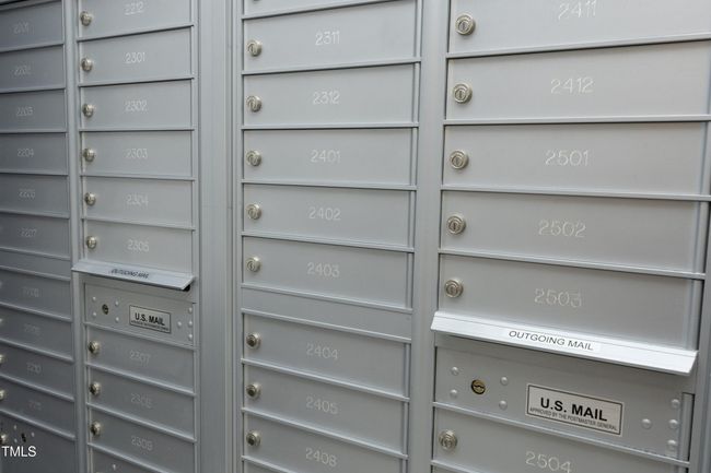 43Mailbox | Image 42