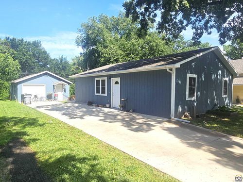 113 State St, Emporia, KS, 66801-4503 | Card Image