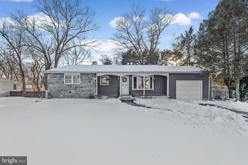 144 Maurer Ave, LAUREL SPRINGS, NJ, 08021-4813 | Card Image