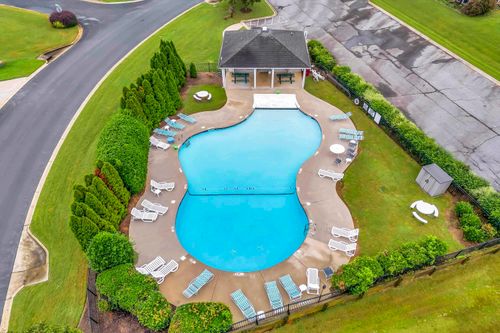 243 Castleton Cir, Boiling Springs, SC, 29316-6230 | Card Image