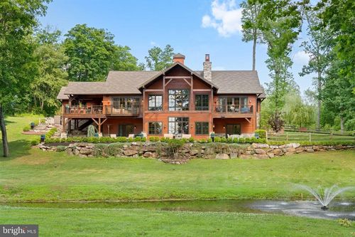 992 Worthington Mill Rd, NEWTOWN, PA, 18940-9641 | Card Image
