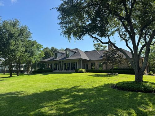 3315 E Bayou Dr, Shoreacres, TX, 77571-7168 | Card Image