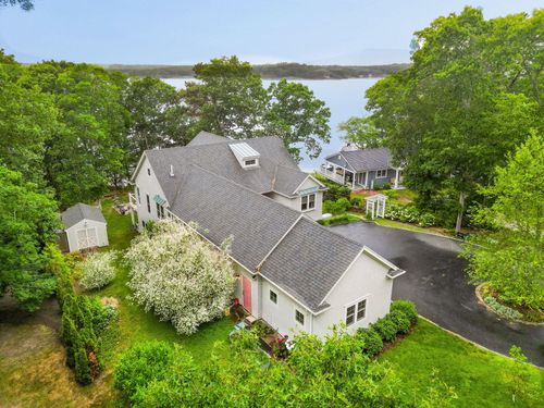 110 Wheeler Rd, Mashpee, MA, 02649-4315 | Card Image