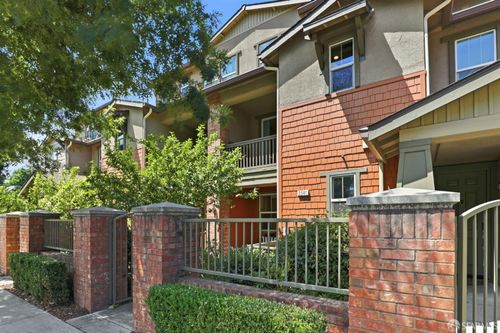 2541 Oak Rd, Walnut Creek, CA, 94597-3113 | Card Image