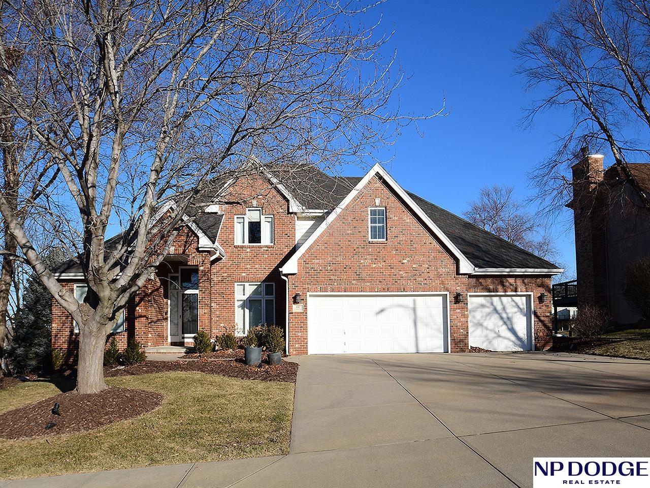 910 West Centennial Road, For Sale in Papillion - eXp Realty
